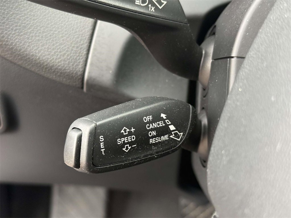 Used 2016 Audi Q5 2.0T Premium Plus w/ Technology Package image 29