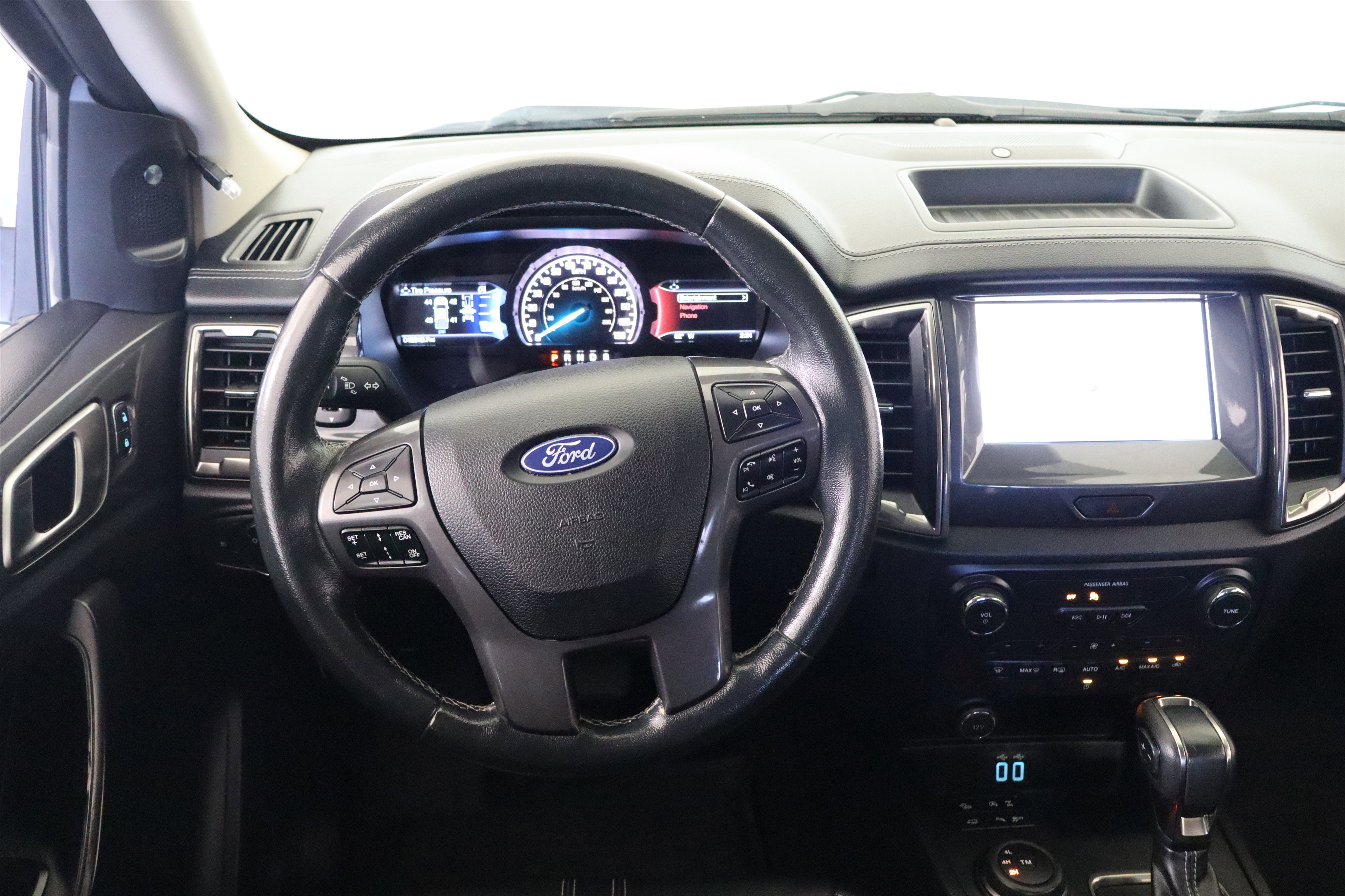 Used 2020 Ford Ranger Lariat w/ Equipment Group 501A Mid image 18