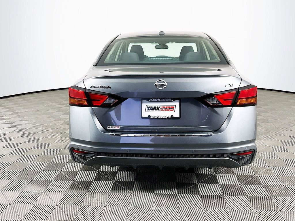 Used 2021 Nissan Altima 2.5 SV image 9