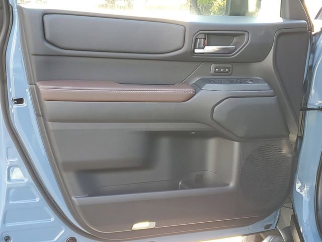 Used 2025 Toyota Land Cruiser image 9