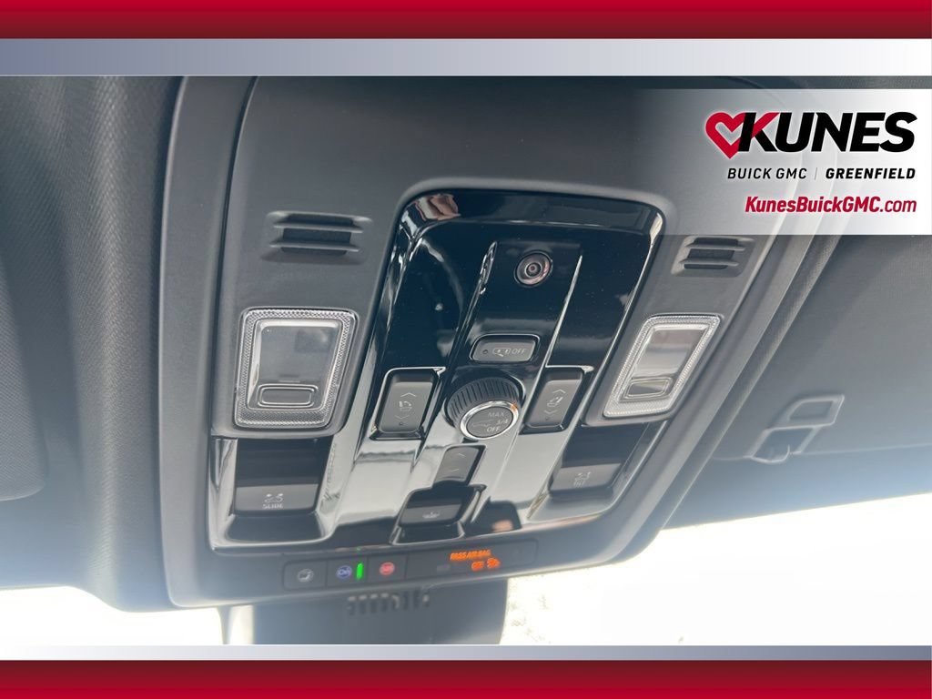 New 2026 GMC Yukon XL Denali w/ Sun & Power Step Package AWD/4WD image 31