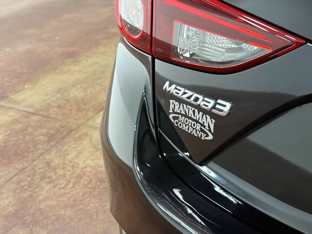Used 2018 MAZDA MAZDA3 Touring FWD image 51