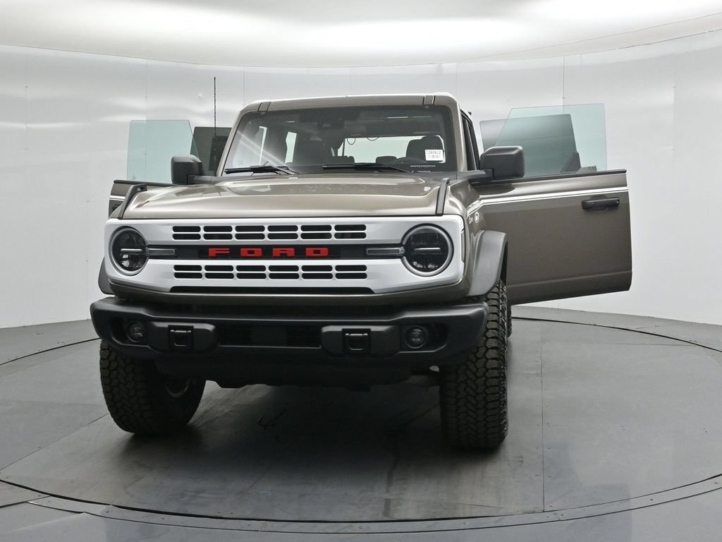 Certified 2026 Ford Bronco Heritage Edition AWD/4WD image 30
