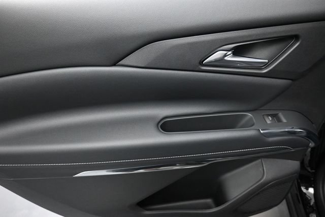Used 2026 Chevrolet Traverse LT w/ Midnight/Sport Edition FWD image 20