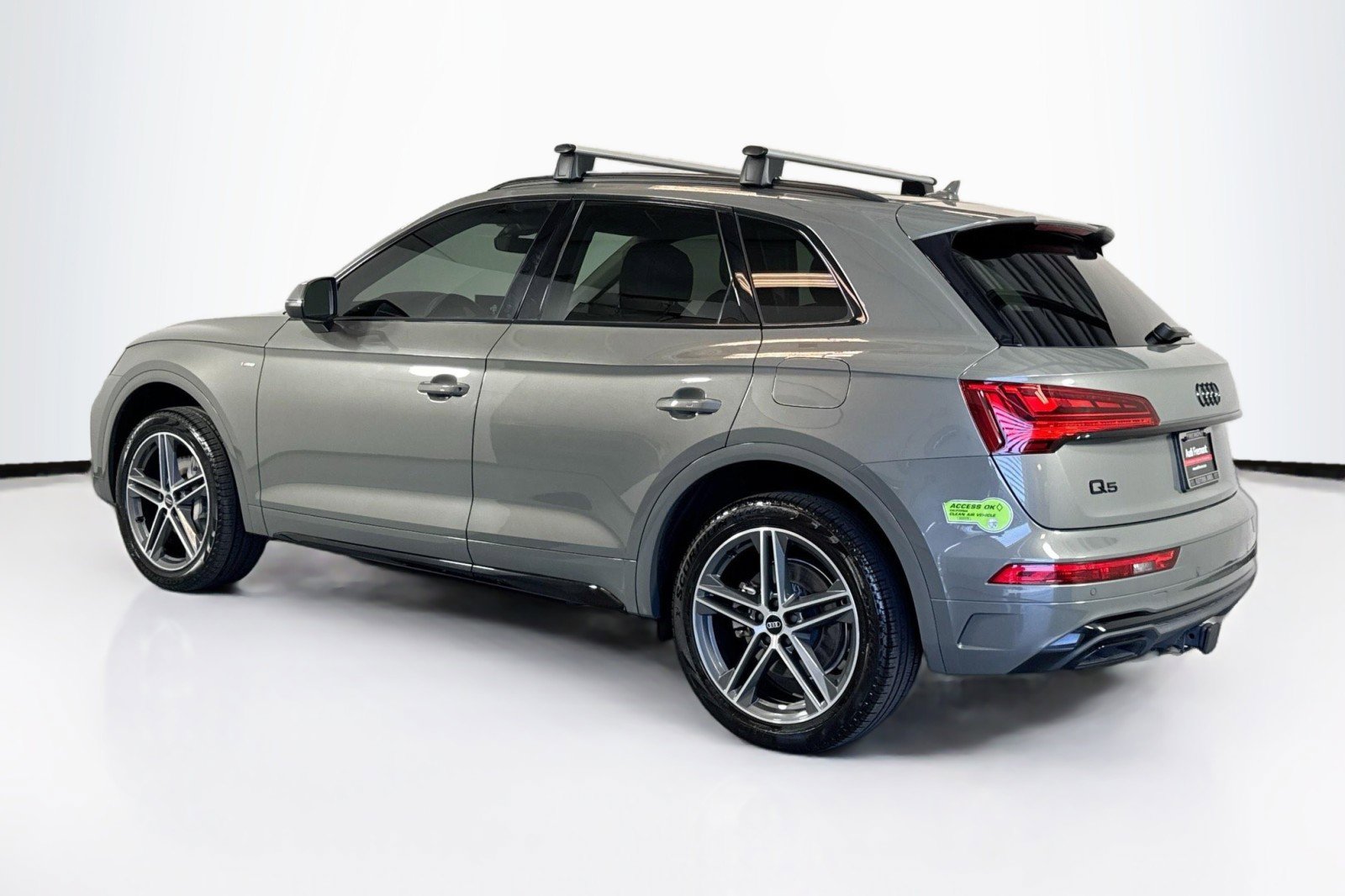 Used 2023 Audi Q5 e Premium Plus w/ Premium Plus Package image 7