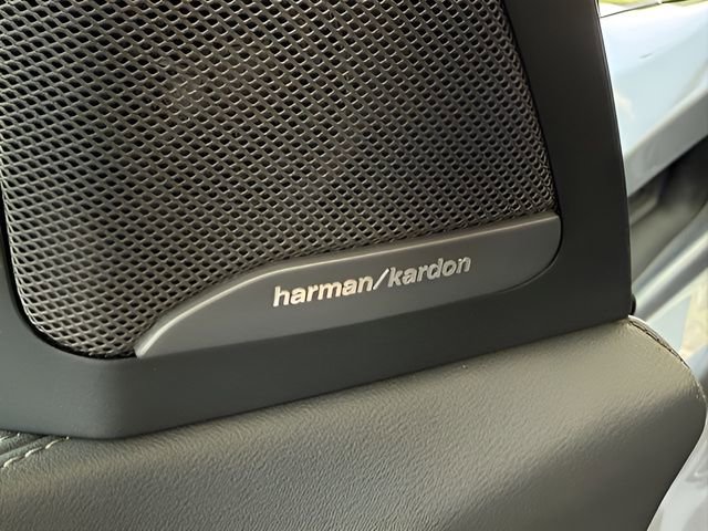 Used 2026 BMW X7 xDrive40i w/ M Sport Package image 19