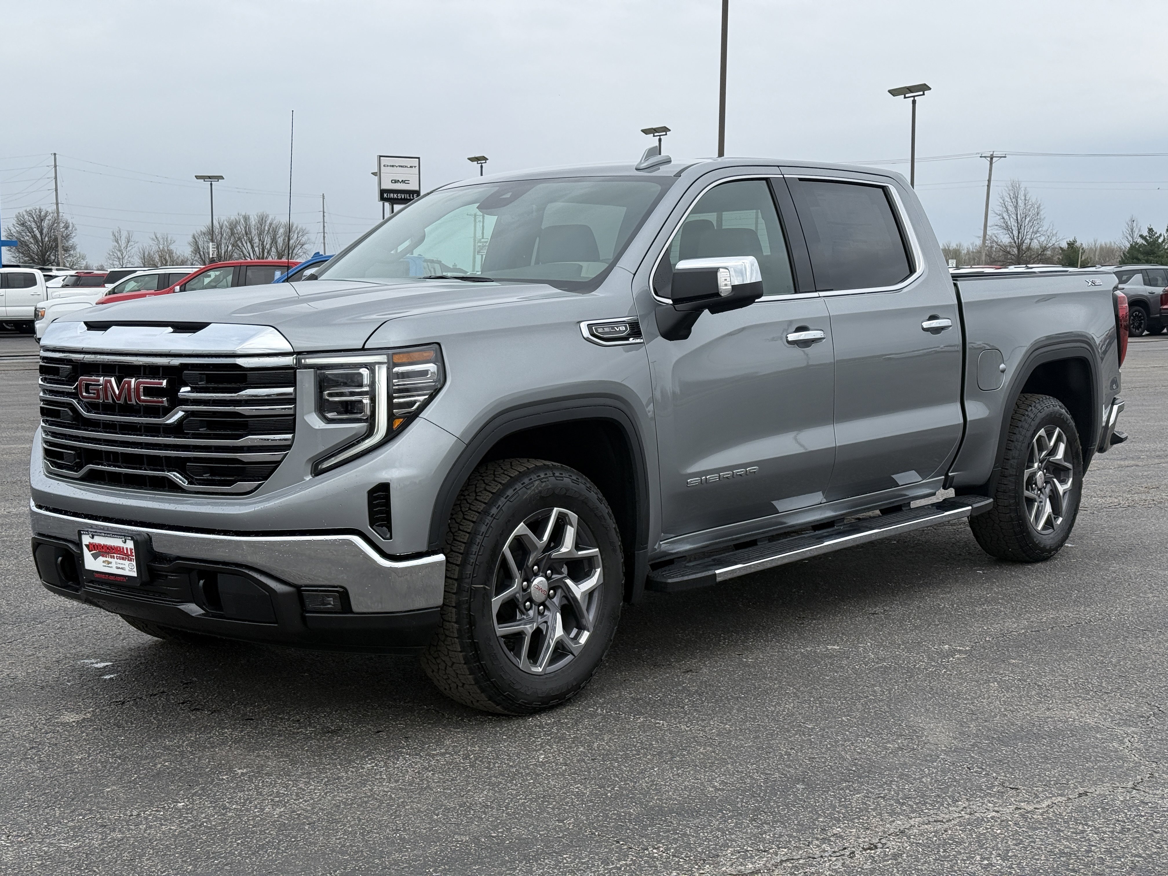 New 2026 GMC Sierra 1500 SLT w/ SLT Premium Package image 7