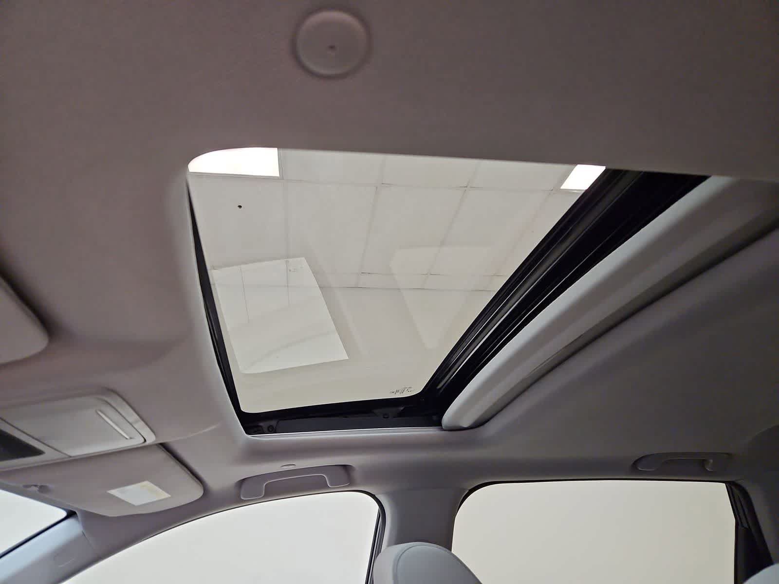 Certified 2023 Honda CR-V EX image 3