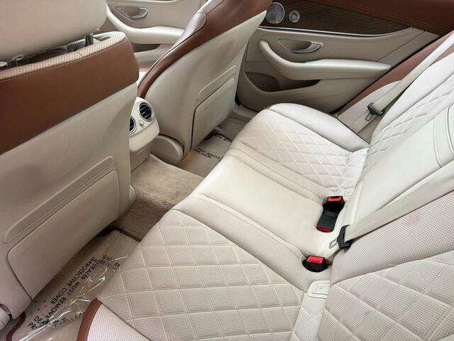 Used 2018 Mercedes-Benz E 400 4MATIC Wagon image 15