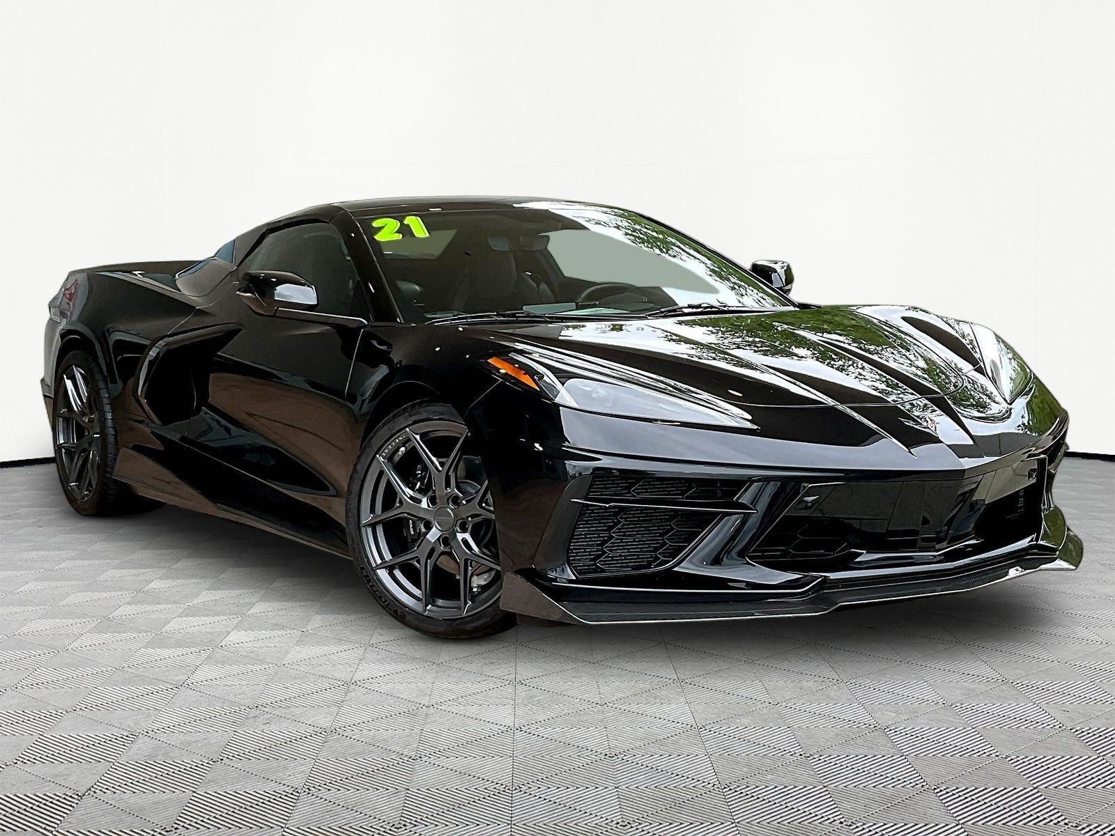 Used 2021 Chevrolet Corvette Stingray Preferred Conv w/ 2LT RWD image 3