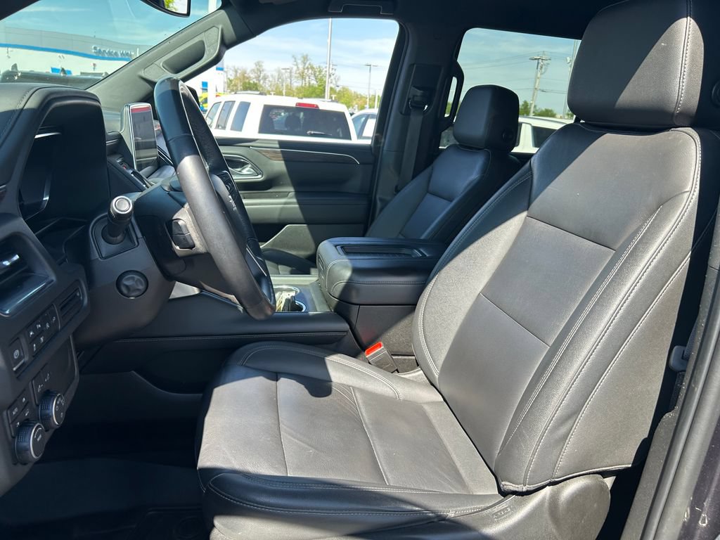 Used 2022 Chevrolet Tahoe LT w/ Luxury Package AWD/4WD image 23