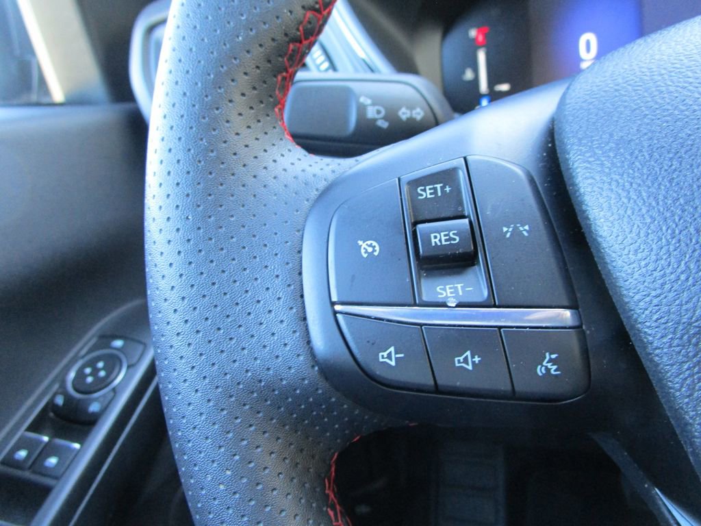 Used 2025 Ford Escape ST-Line FWD image 31