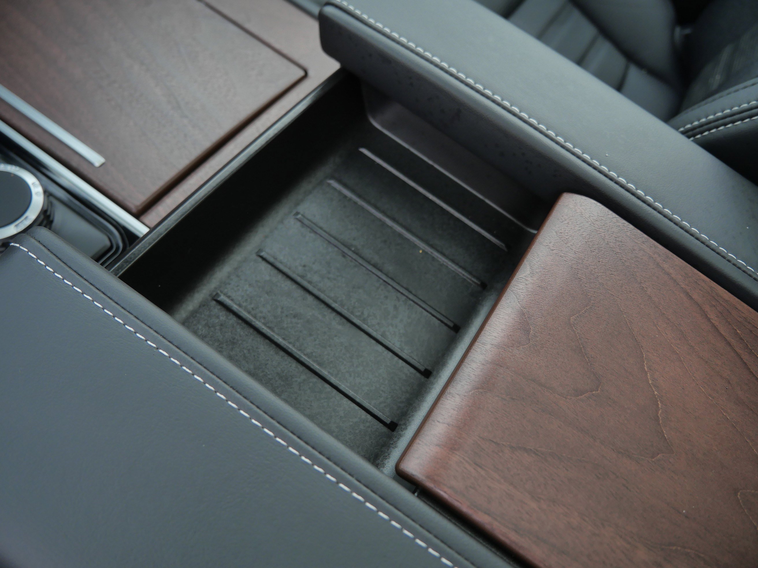 Certified 2025 Toyota Sequoia Capstone image 25