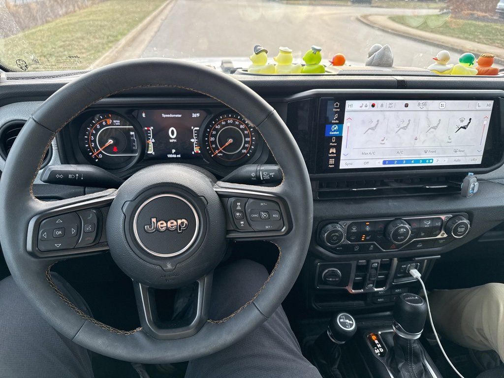 Used 2024 Jeep Gladiator Sport image 10