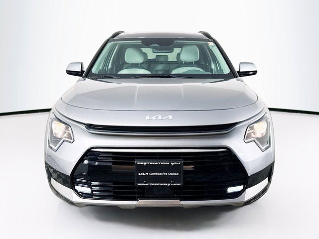Used 2023 Kia Niro EX Touring FWD image 2