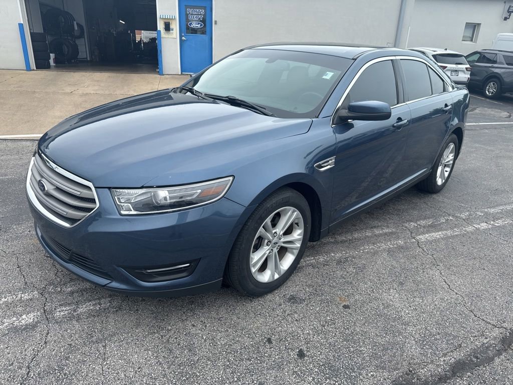Used 2018 Ford Taurus SEL w/ Equipment Group 201A FWD image 7