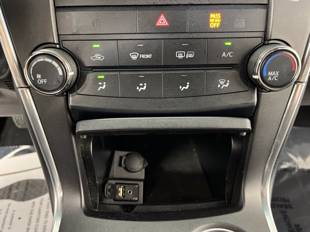 Used 2017 Toyota Camry LE FWD image 27