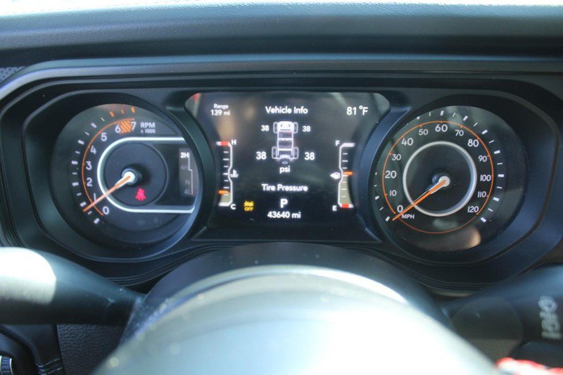 Used 2024 Jeep Wrangler Unlimited Rubicon AWD/4WD image 18
