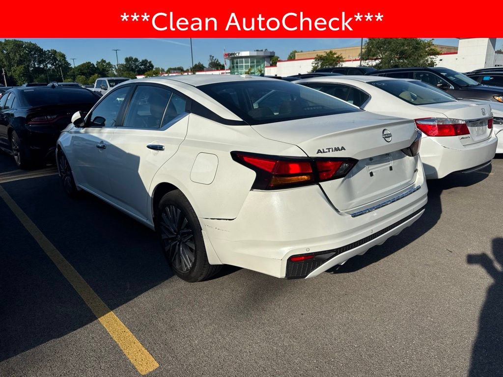Used 2023 Nissan Altima 2.5 SV AWD/4WD image 4