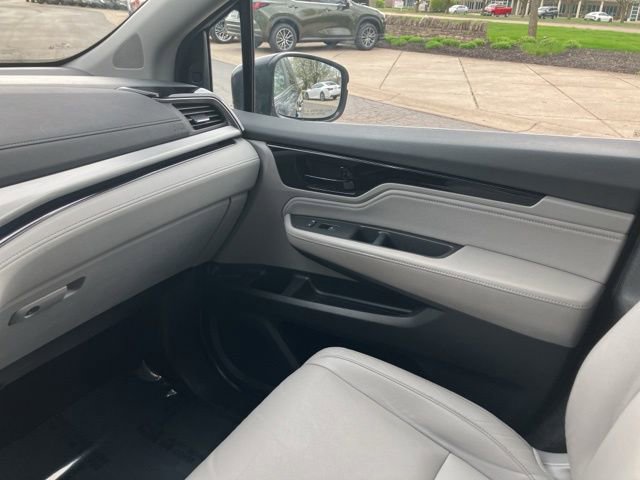 Used 2023 Honda Odyssey Touring image 25