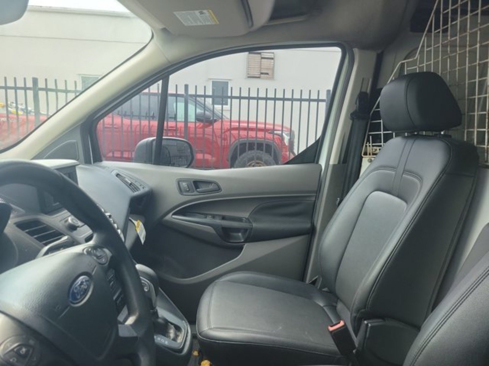 Used 2022 Ford Transit Connect XL FWD image 5