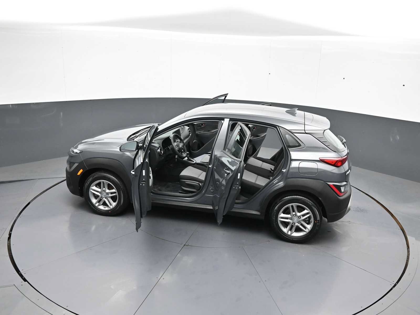 Used 2023 Hyundai Kona SE w/ Cargo Package AWD/4WD image 42