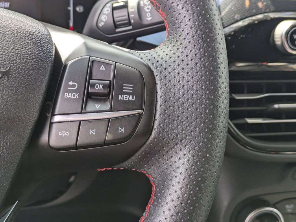 Used 2025 Ford Escape ST-Line image 20