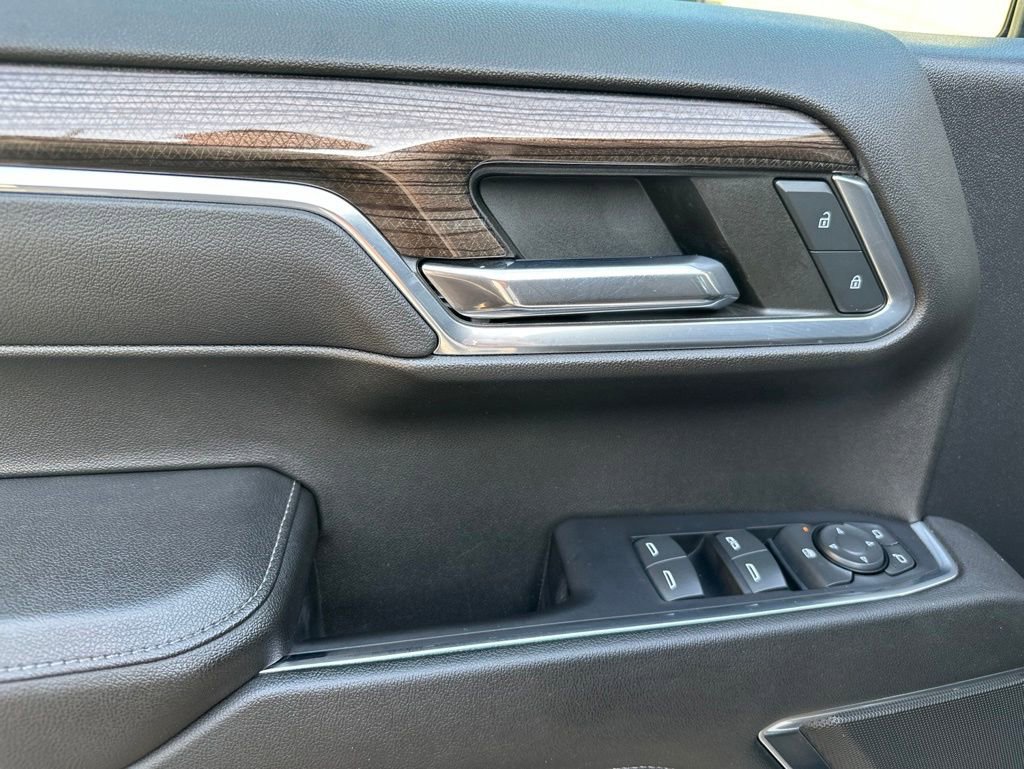 Used 2022 Chevrolet Silverado 1500 RST AWD/4WD image 10