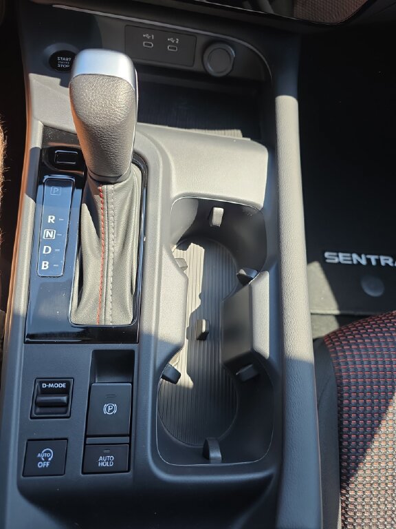 New 2026 Nissan Sentra SR w/ Floor Mat Package FWD image 13