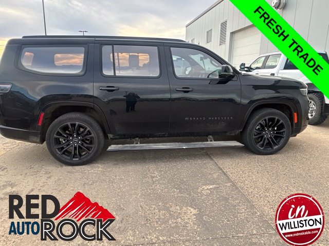 Used 2024 Jeep Grand Wagoneer Series II Obsidian w/ Quick Order Packagew 28T AWD/4WD image 8