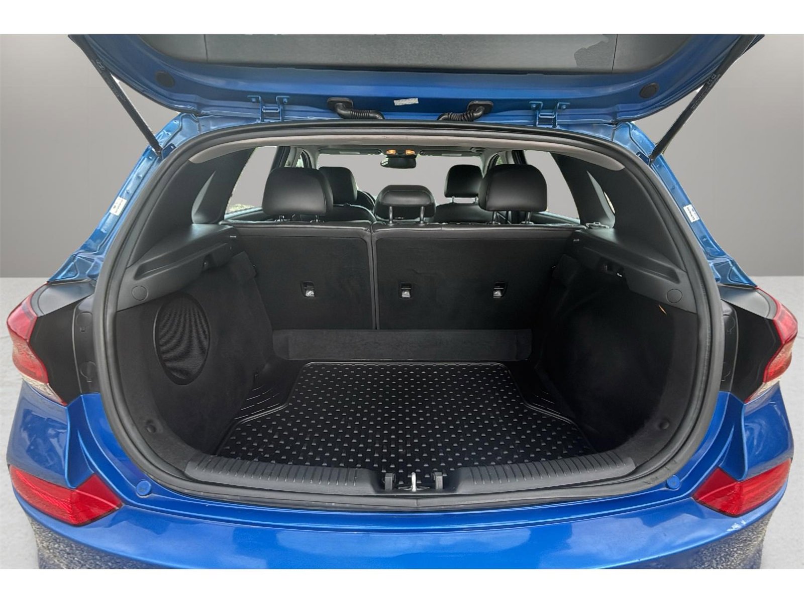 Used 2018 Hyundai Elantra GT w/ Tech Package 03 image 20