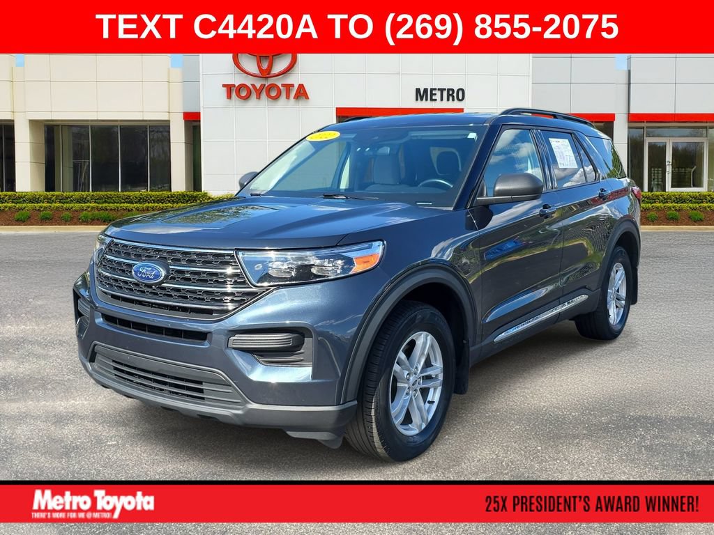 Used 2022 Ford Explorer XLT AWD/4WD image 1