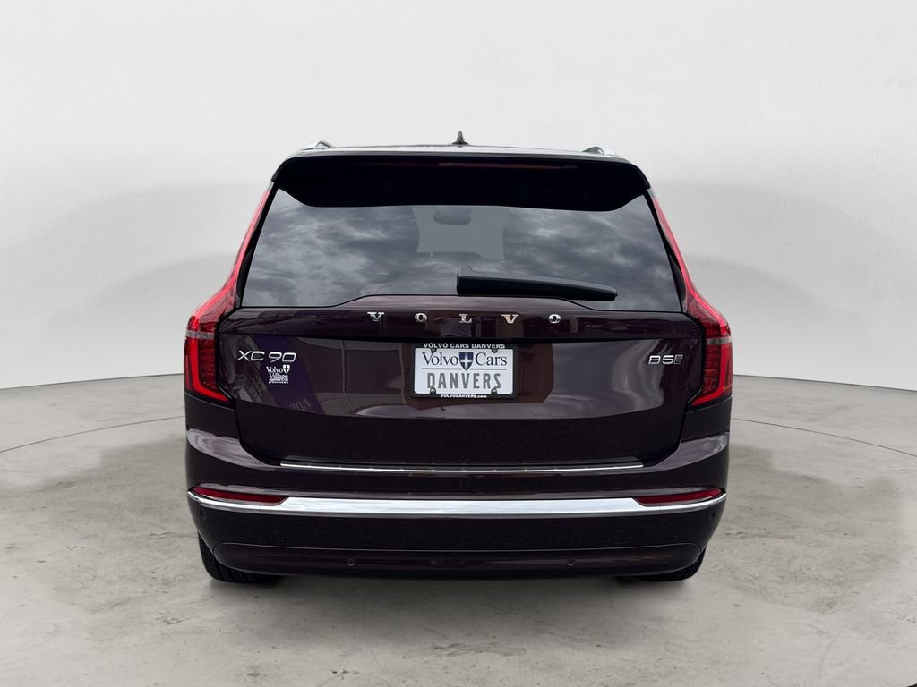Used 2026 Volvo XC90 B5 Plus w/ Protection Package Premier AWD/4WD image 5
