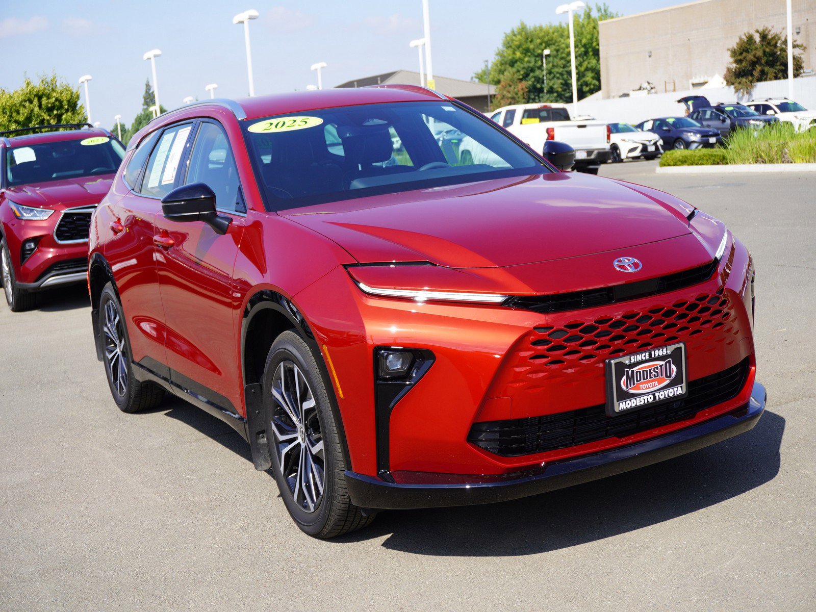 Used 2025 Toyota Crown Signia