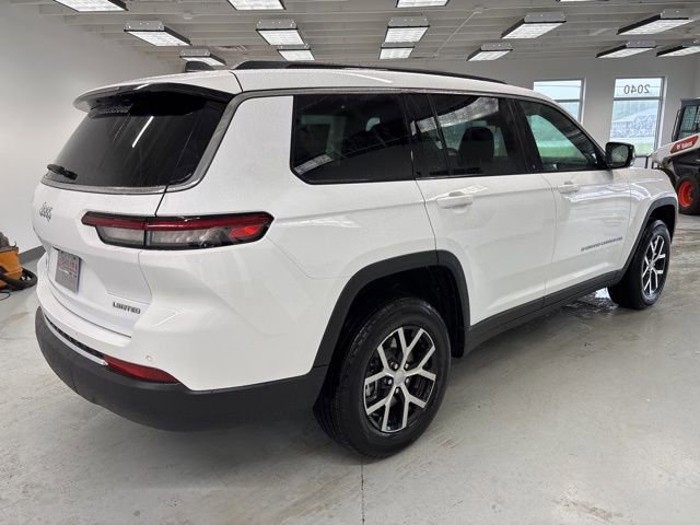 New 2025 Jeep Grand Cherokee L Limited w/ Trailer Tow Package image 10