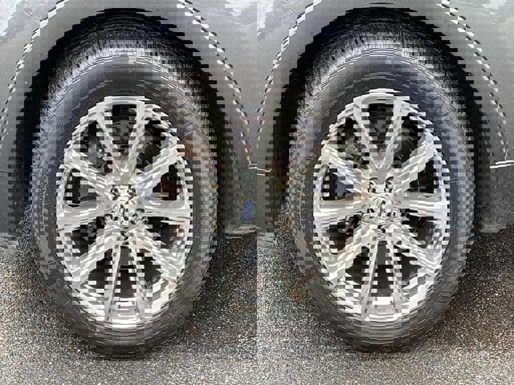 Used 2017 Ford Explorer Limited AWD/4WD image 21