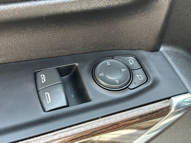 Used 2022 Chevrolet Silverado 3500 LT w/ Convenience Package image 18