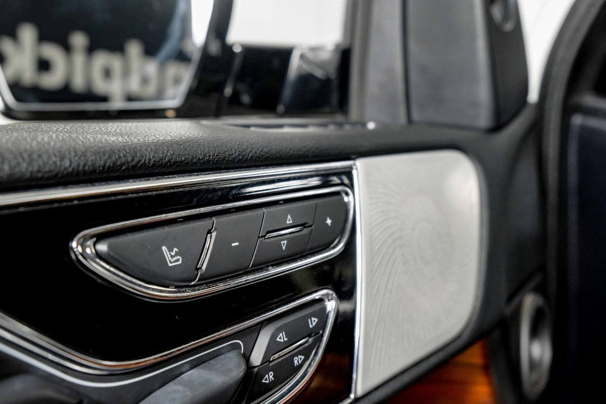 Used 2020 Lincoln Navigator L Reserve w/ Equipment Group 208A Reserve image 36