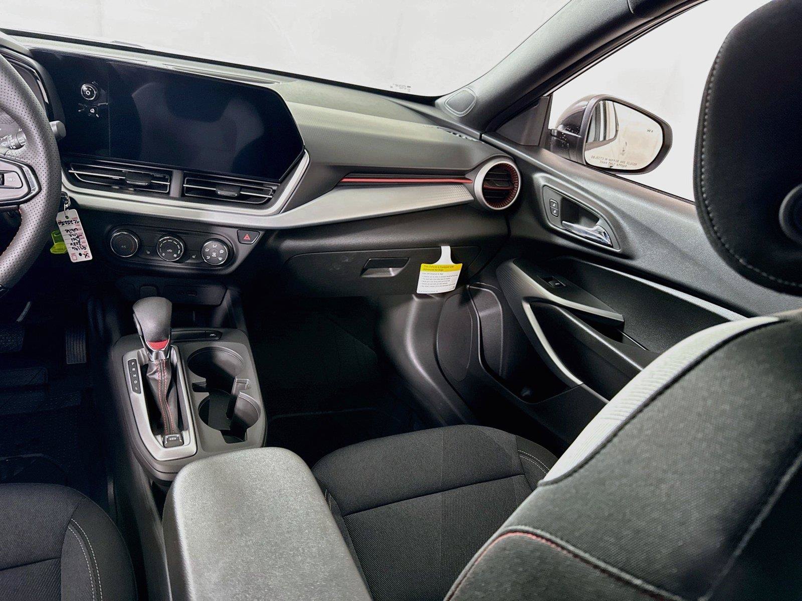 New 2026 Chevrolet Trax RS FWD image 15