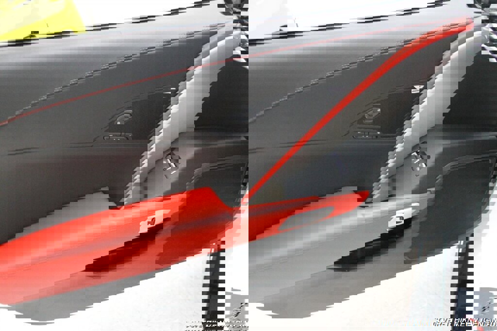 Used 2016 Chevrolet Corvette Z06 w/ 3LZ Preferred Equipment Group image 29