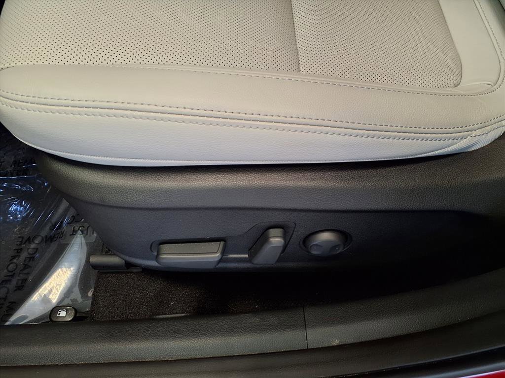 Used 2023 Hyundai Kona Limited image 21