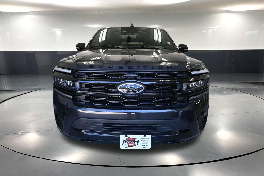 Used 2022 Ford Expedition Max Limited w/ Equipment Group 303A AWD/4WD image 12