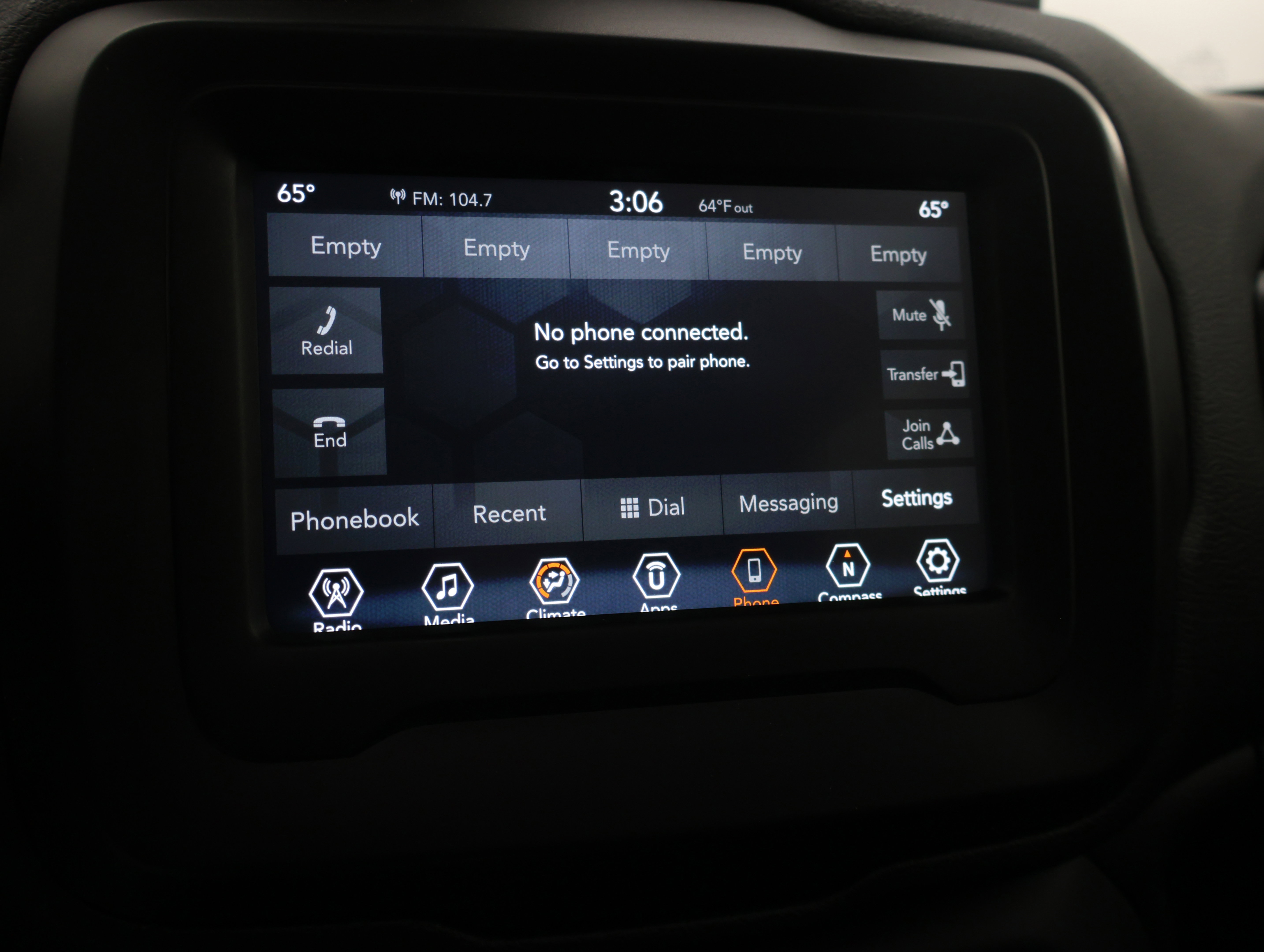 Used 2018 Jeep Renegade Trailhawk AWD/4WD image 50