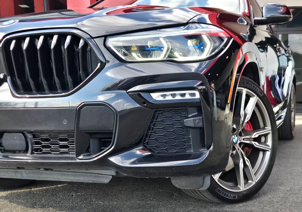 Used 2021 BMW X6 M50i w/ Executive Package AWD/4WD image 3