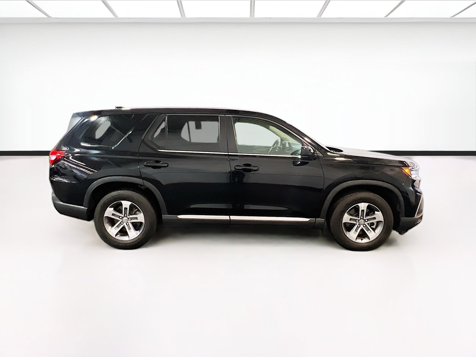 Used 2025 Honda Pilot EX-L image 23
