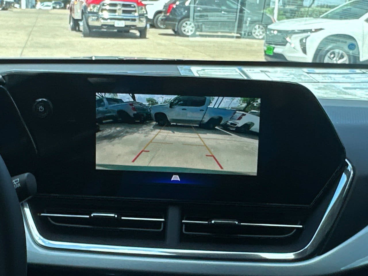 New 2026 Chevrolet Trax LT w/ Driver Confidence Package FWD image 19