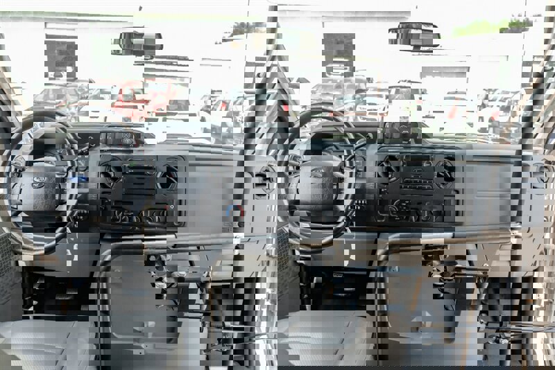 Used 2013 Ford E-350 and Econoline 350 Extended Super Duty w/ PWR Group image 14