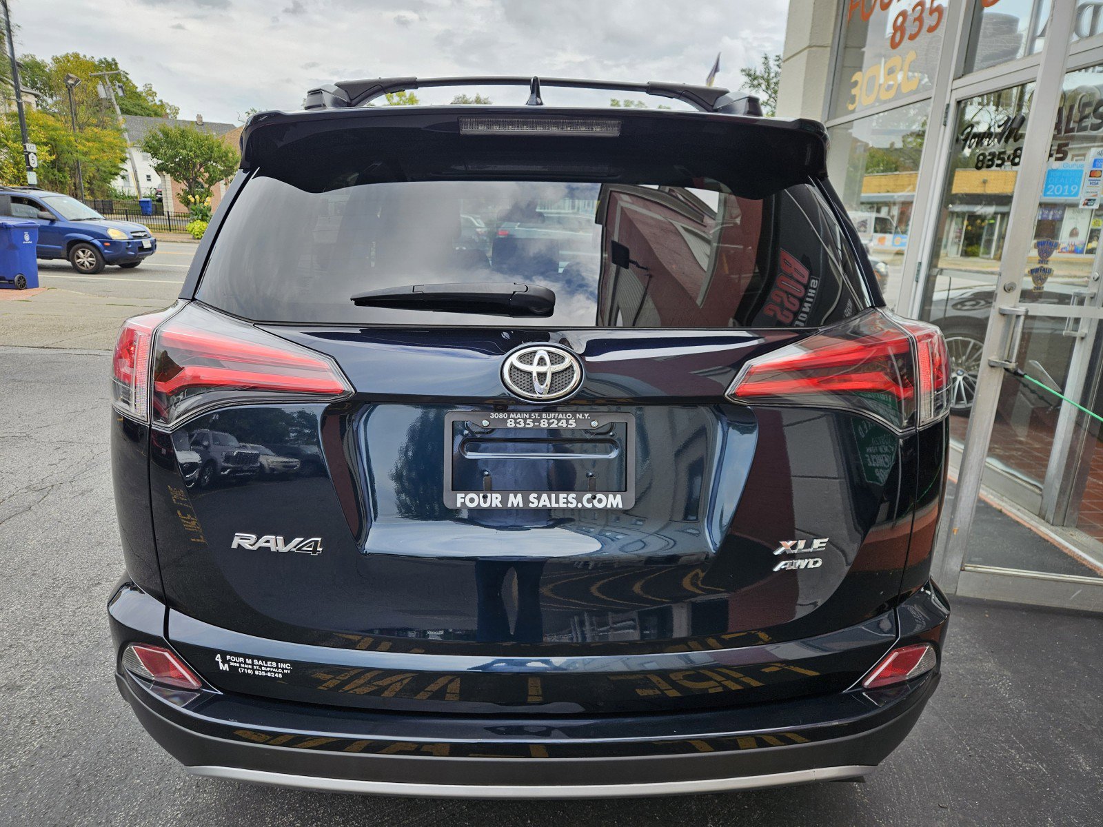 Used 2017 Toyota RAV4 XLE w/ Plus Extra Value Package image 15