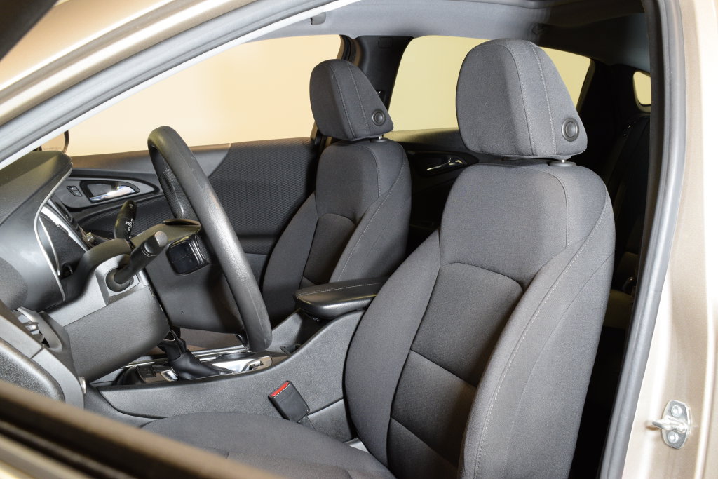Used 2024 Chevrolet Malibu LT FWD image 3