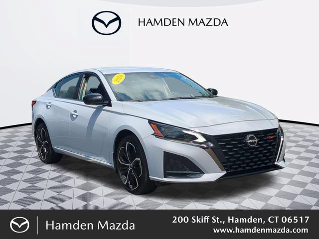 Used 2024 Nissan Altima 2.5 SR AWD/4WD image 1